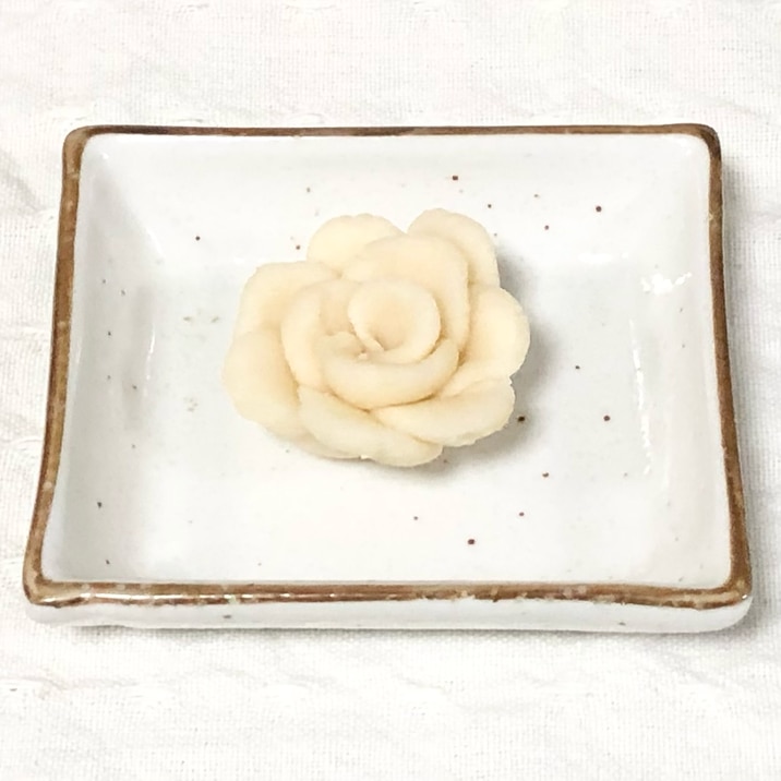 簡単 マジパンで白薔薇 レシピ 作り方 By くろみつきなこもち 楽天レシピ 簡単 マジパンで白薔薇 レシピ 作り方 By くろみつきなこもち 楽天レシピ
